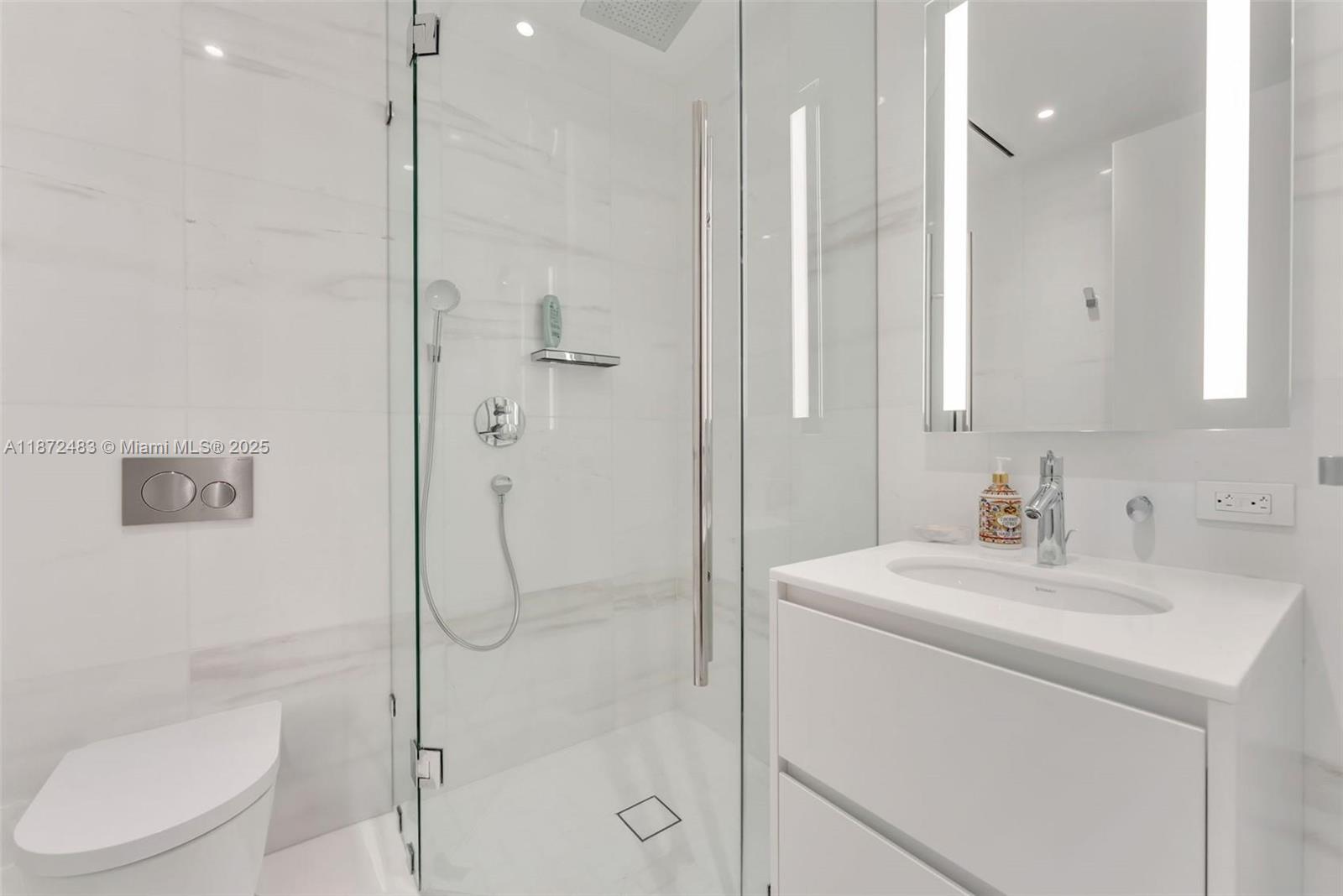 300 Biscayne Blvd Way, Unit 4104C Miami, FL 33131 - Photo 12 of 25