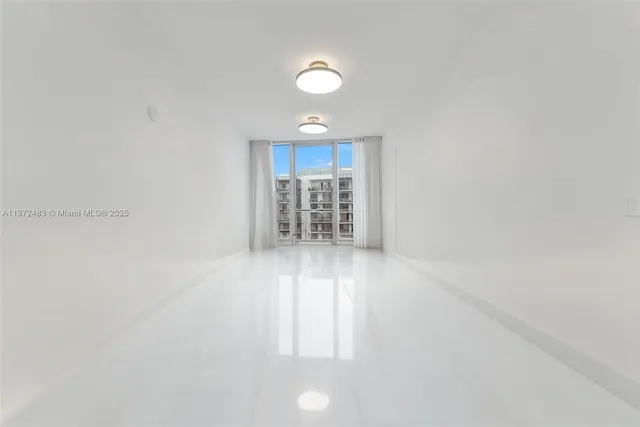 $35,000 | 300 Biscayne Blvd Way, Unit 4104C, Miami, FL 33131