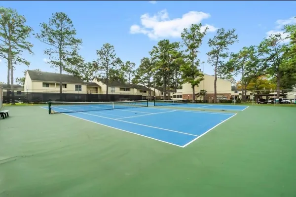 $152,500 | 14515 Wunderlich Drive, Unit 1413, Houston, TX 77069
