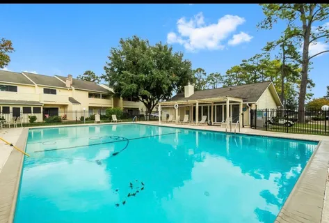 $152,500 | 14515 Wunderlich Drive, Unit 1413, Houston, TX 77069
