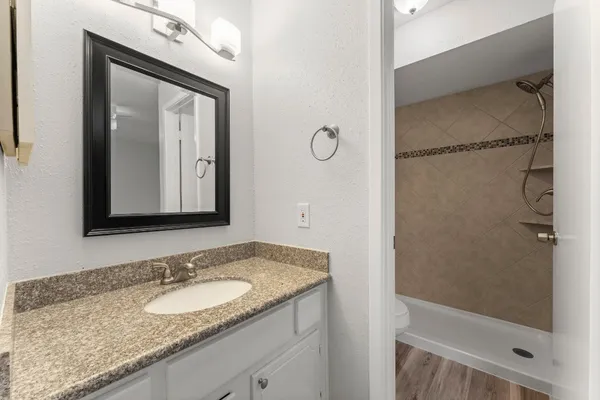 $152,500 | 14515 Wunderlich Drive, Unit 1413, Houston, TX 77069