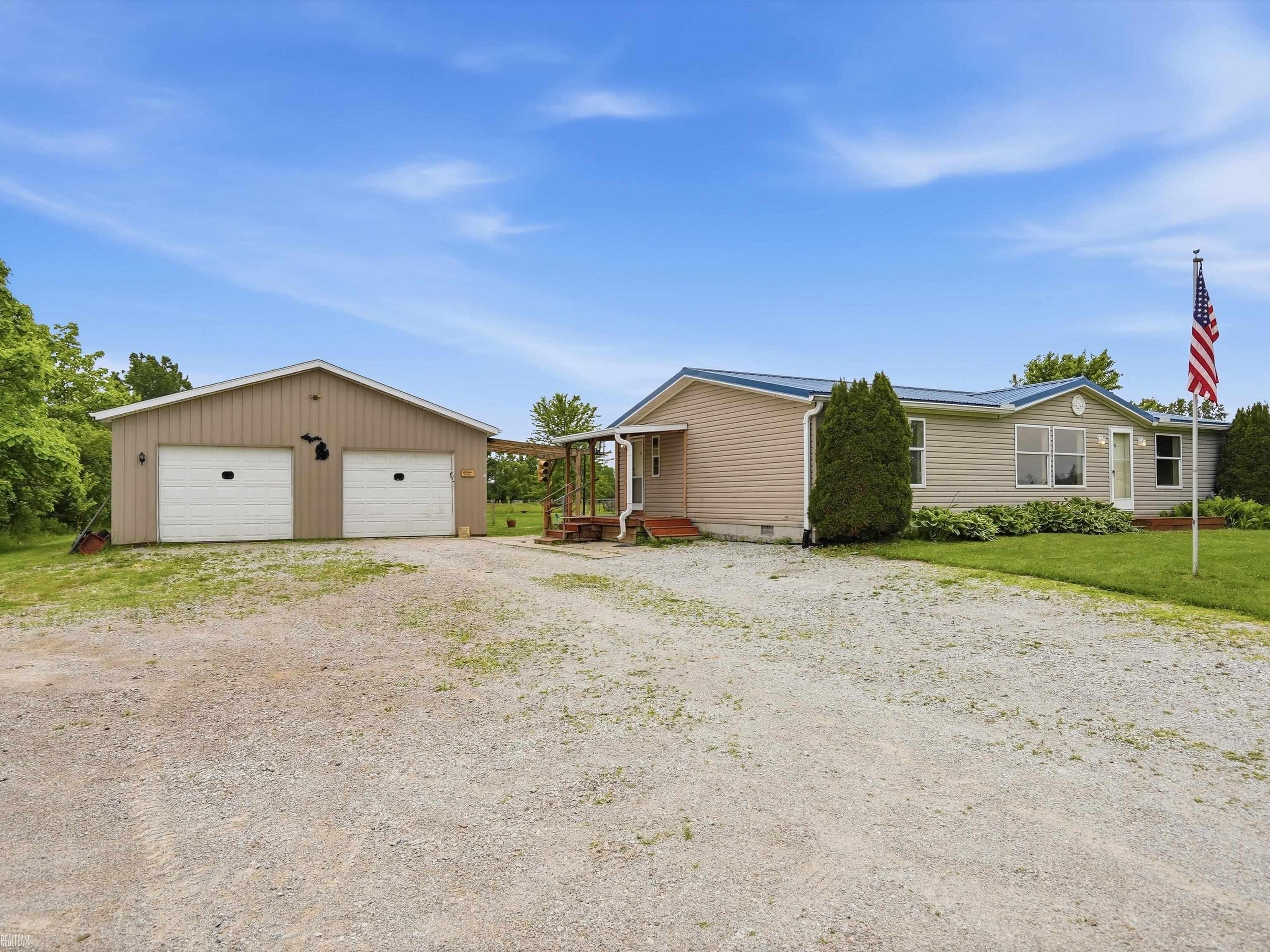 8137 Marquette Road Goodells, MI 48027 - Photo 27 of 41
