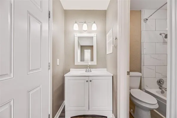 $199,900 | 3113 Sondra Drive, Unit 206, Fort Worth, TX 76107