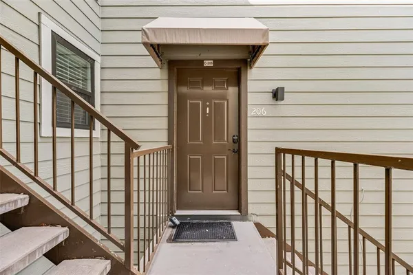 $199,900 | 3113 Sondra Drive, Unit 206, Fort Worth, TX 76107