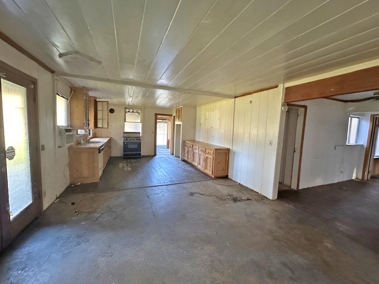 1489 Lower South Fork Road Hyampom, CA 96046 - Photo 11 of 22 IMG_8086