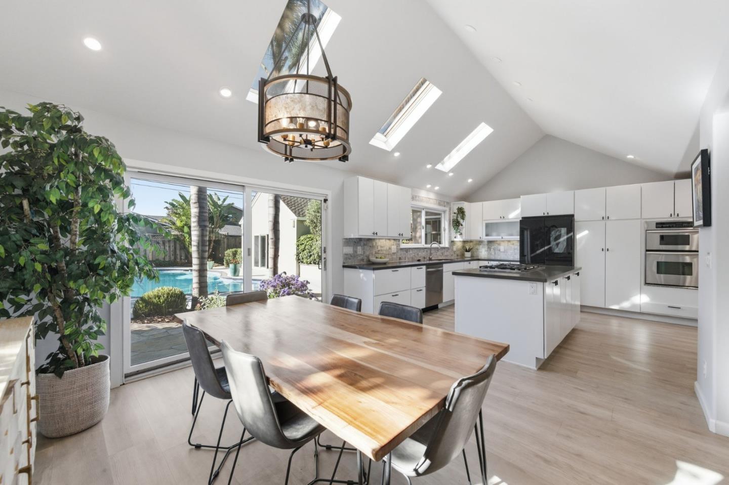 1482 Ridgeley Drive Campbell, CA 95008 - Photo 12 of 43