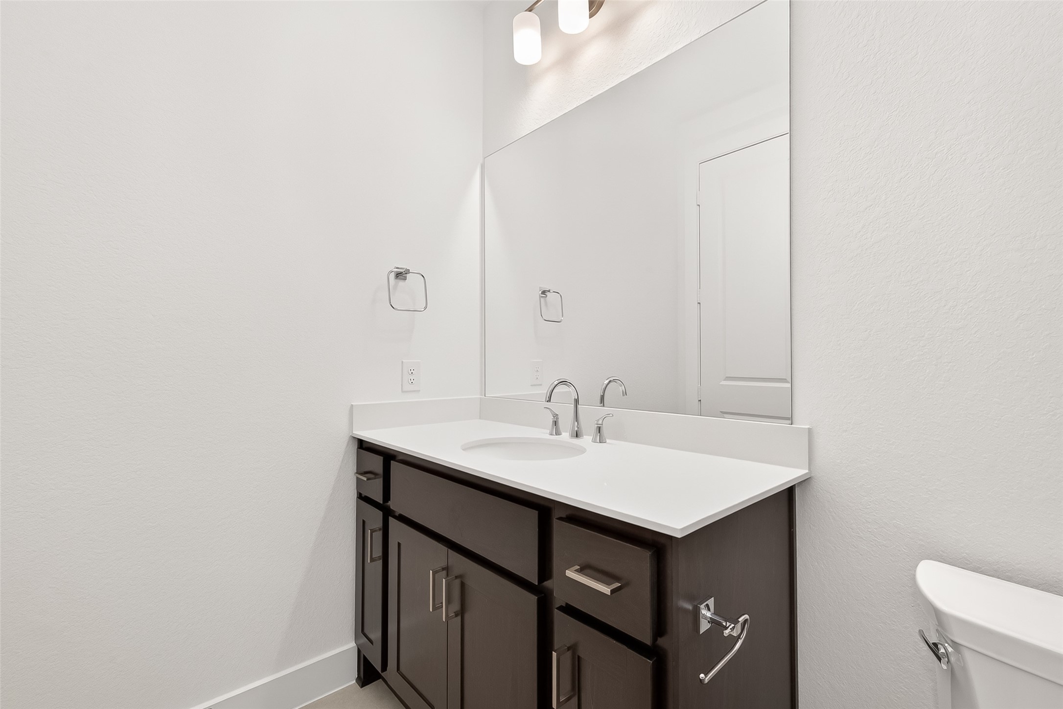 4916 Northern Wds Drive Spring, TX 77386 - Photo 31 of 44 a bathroom with a sink and a toilet