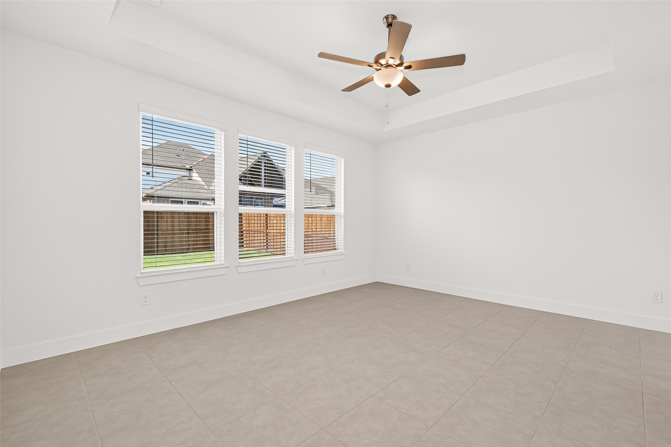 4916 Northern Wds Drive Spring, TX 77386 - Photo 33 of 44 an empty room with a window
