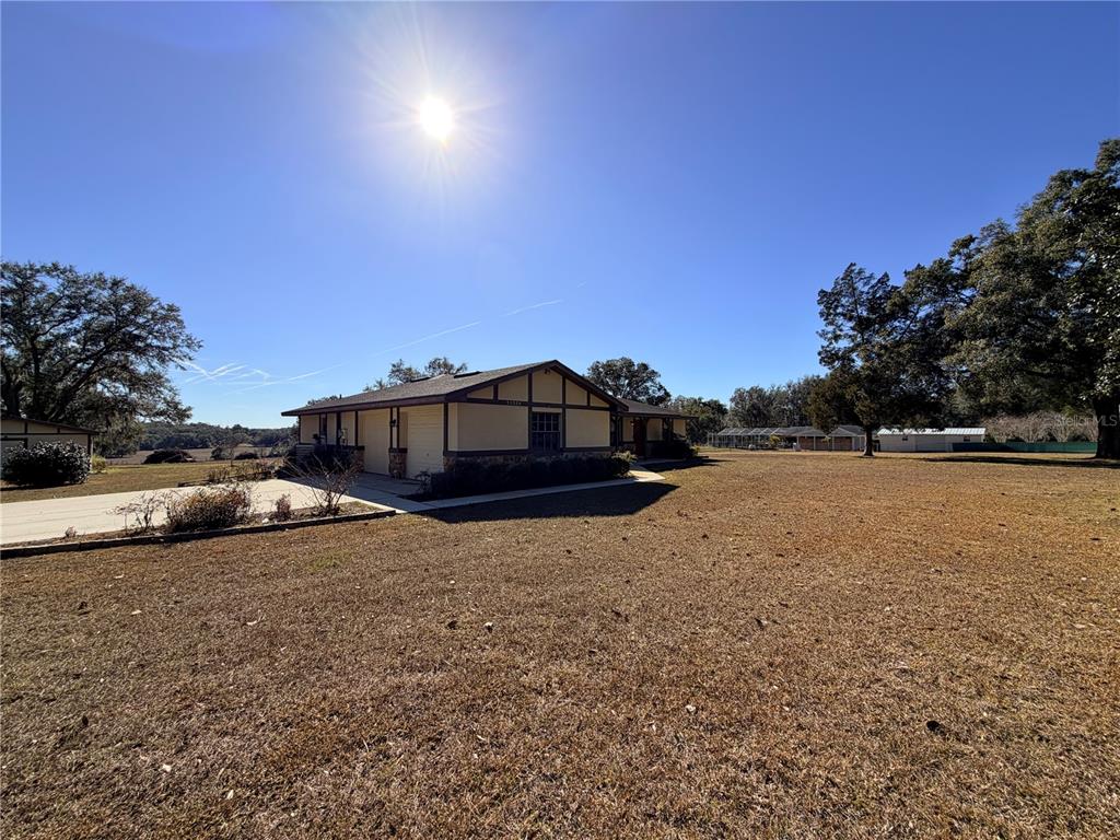 35324 Blanton Road Dade City, FL 33523 - Photo 9 of 49