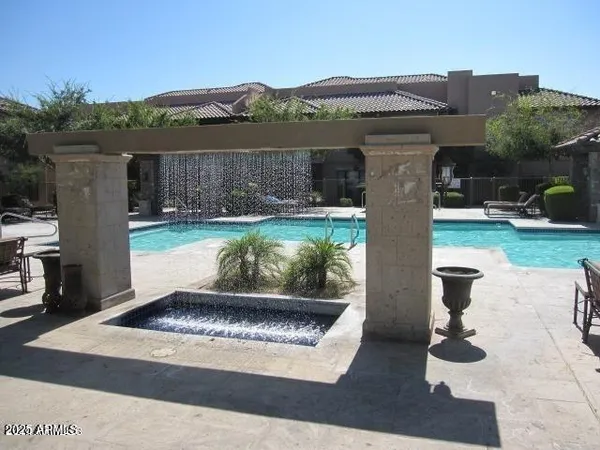 a view of a garden with patio