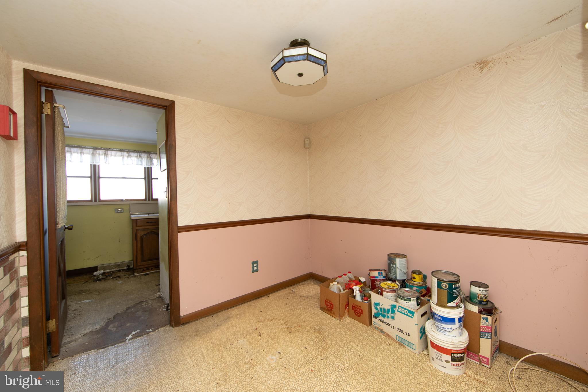 160 Sinnickson Landing Road Salem, NJ 08079 - Photo 22 of 47 Eat-In Kitchen