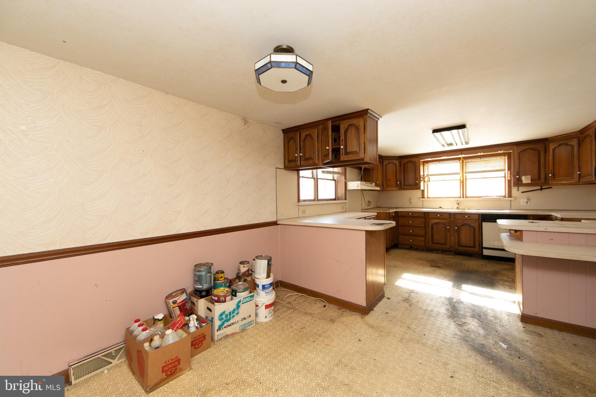 160 Sinnickson Landing Road Salem, NJ 08079 - Photo 23 of 47 Eat-In Kitchen