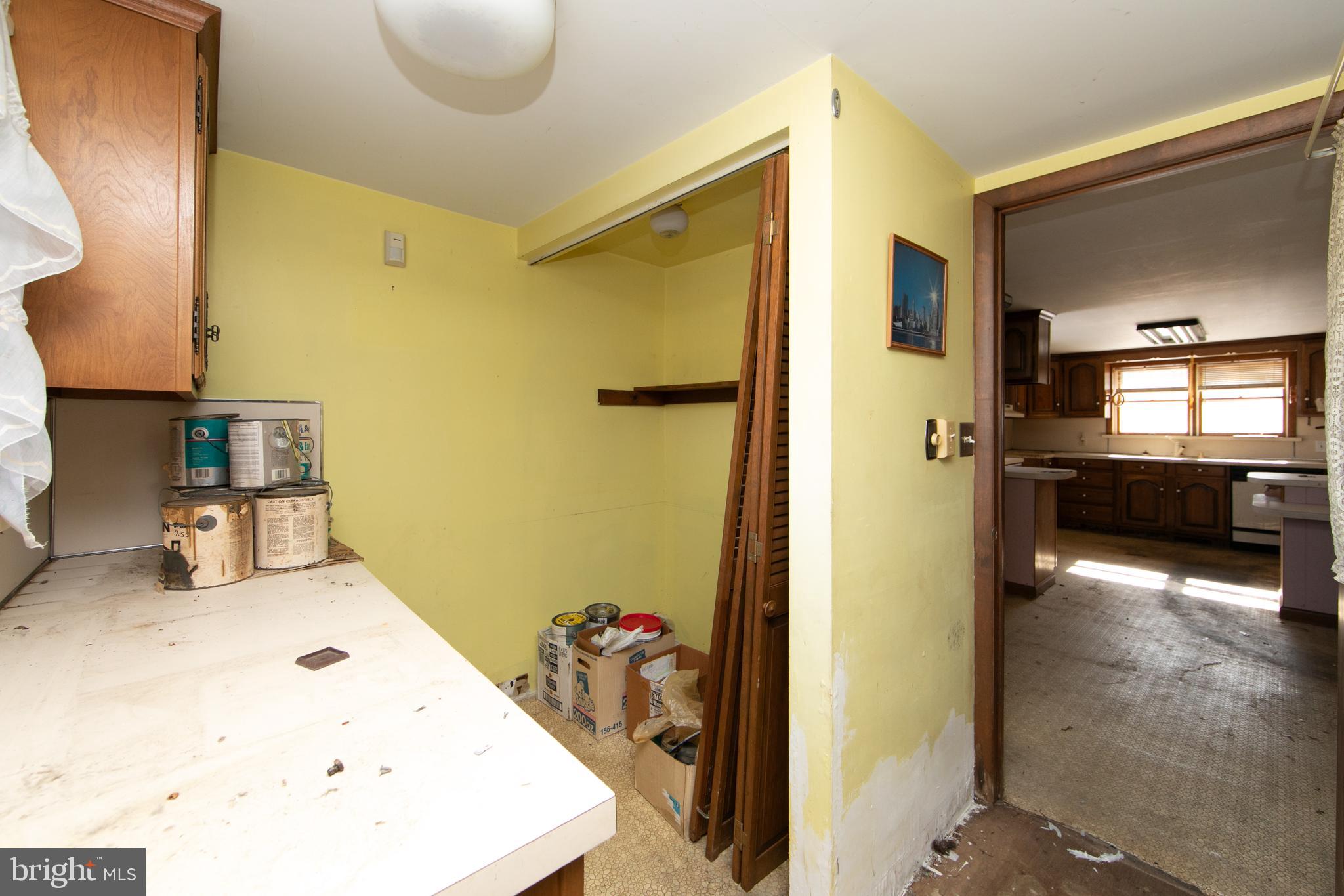 160 Sinnickson Landing Road Salem, NJ 08079 - Photo 26 of 47 1st Floor Laundry Room