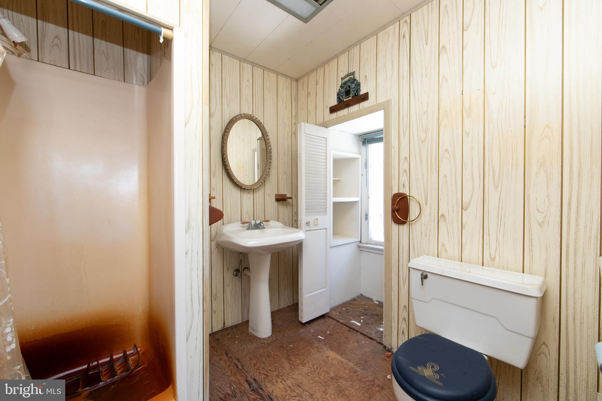 160 Sinnickson Landing Road Salem, NJ 08079 - Photo 32 of 47 Primary Bathroom