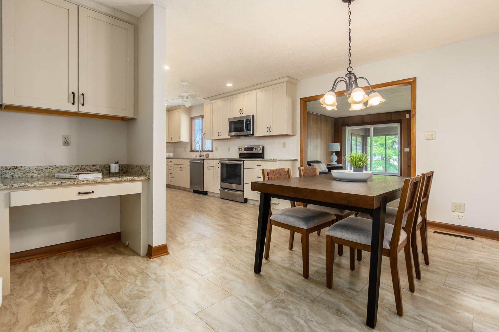 6750 Rovilla Road Blacklick, OH 43004 - Photo 20 of 48 Kitchen