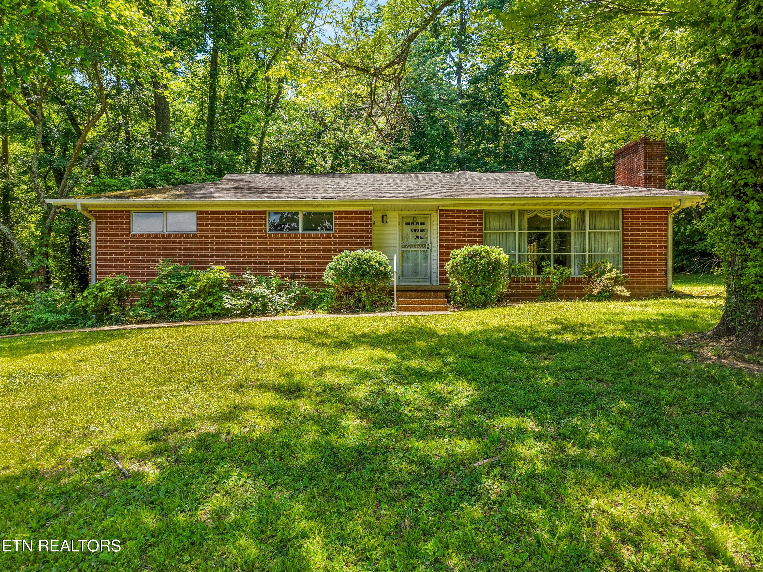 4725 Sullivan Road Knoxville, TN 37921 - Photo 1 of 44 Front from street