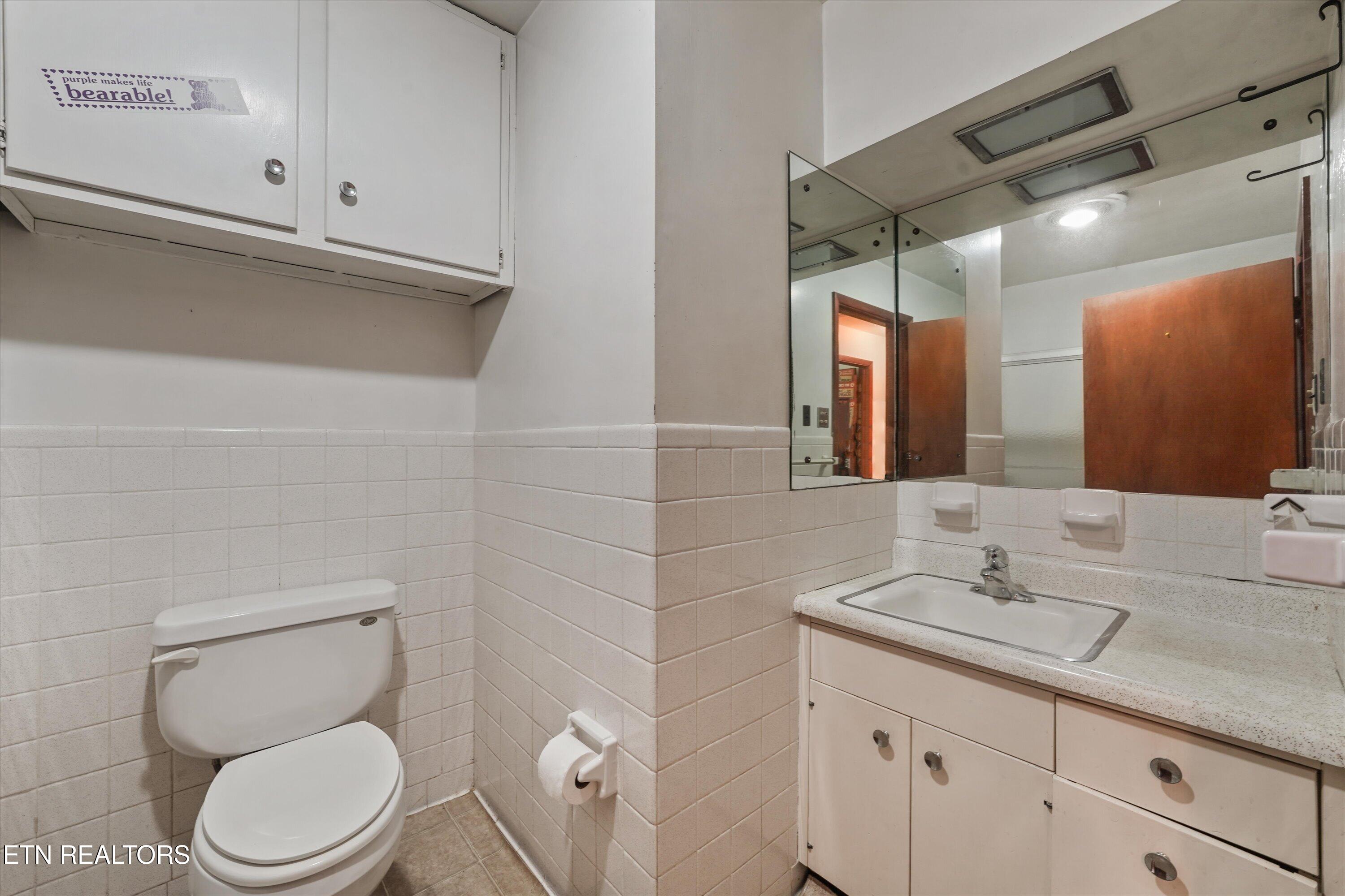4725 Sullivan Road Knoxville, TN 37921 - Photo 24 of 44 Full bath 1