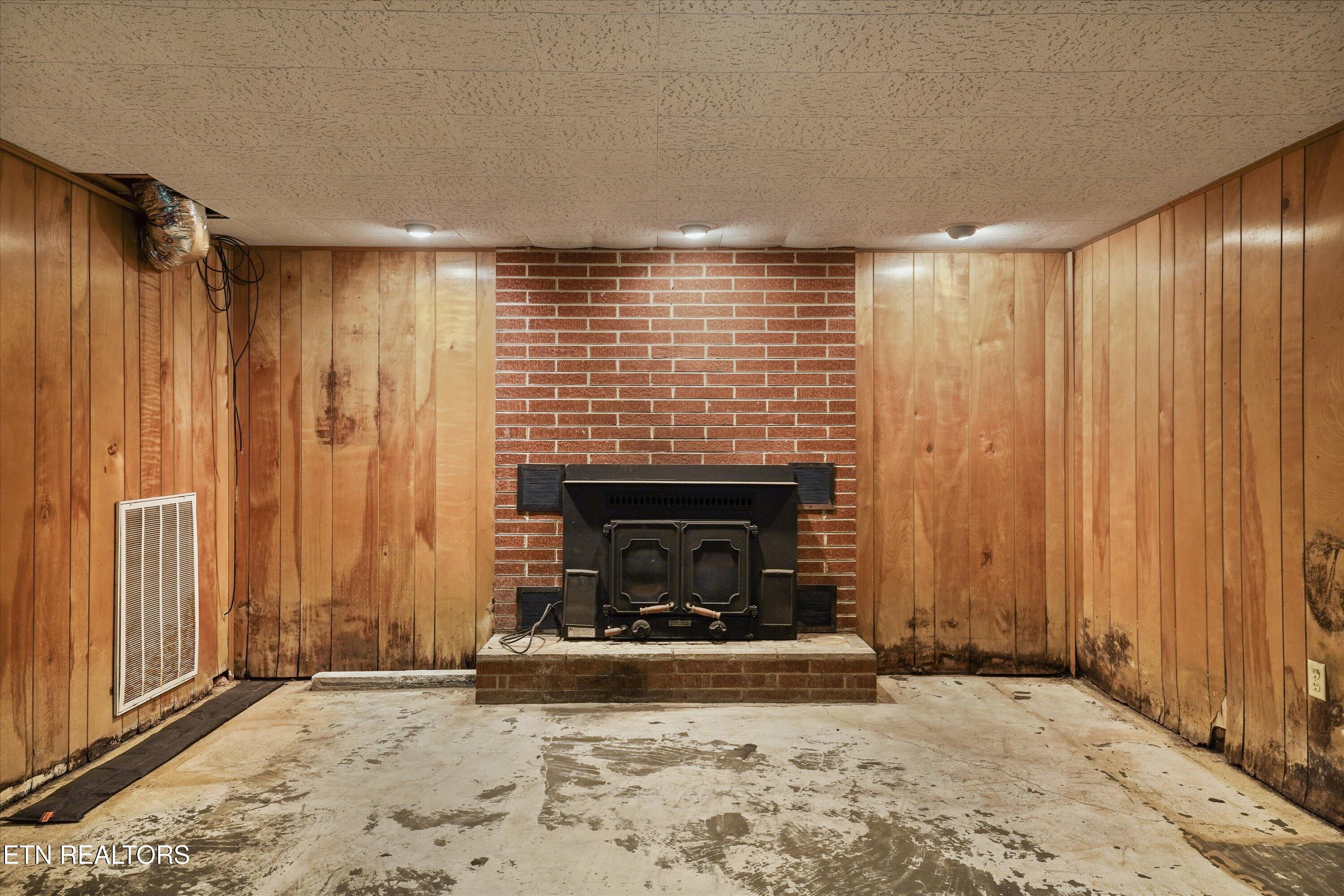4725 Sullivan Road Knoxville, TN 37921 - Photo 33 of 44 Basement