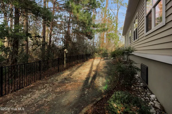 $2,900 | 137 Shoreview Drive, New Bern, NC 28562