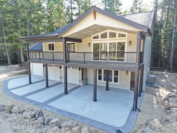 $925,000 | 240 Brown Bear Drive, Nordman, ID 83848