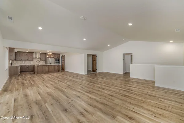 $925,000 | 240 Brown Bear Drive, Nordman, ID 83848