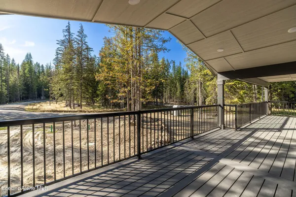$925,000 | 240 Brown Bear Drive, Nordman, ID 83848