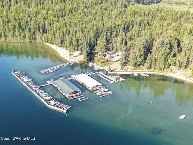 $899,900 | 240 Brown Bear Drive, Nordman, ID 83848