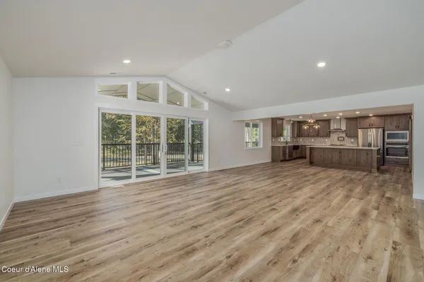 $925,000 | 240 Brown Bear Drive, Nordman, ID 83848