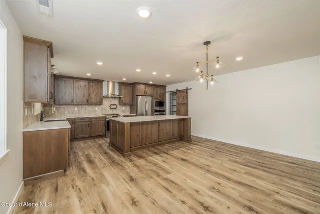 $899,900 | 240 Brown Bear Drive, Nordman, ID 83848