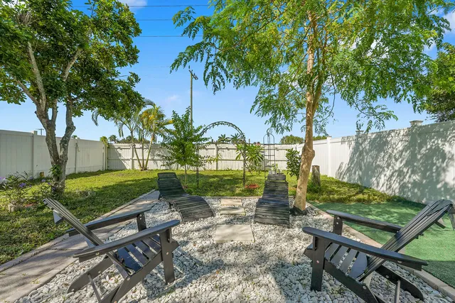 $389,500 | 9056 Green Meadows Way, Palm Beach Gardens, FL 33418