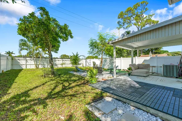 $389,500 | 9056 Green Meadows Way, Palm Beach Gardens, FL 33418