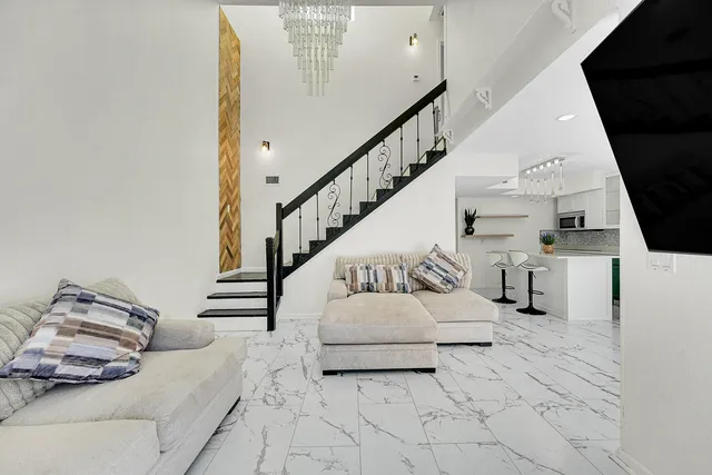 $389,500 | 9056 Green Meadows Way, Palm Beach Gardens, FL 33418