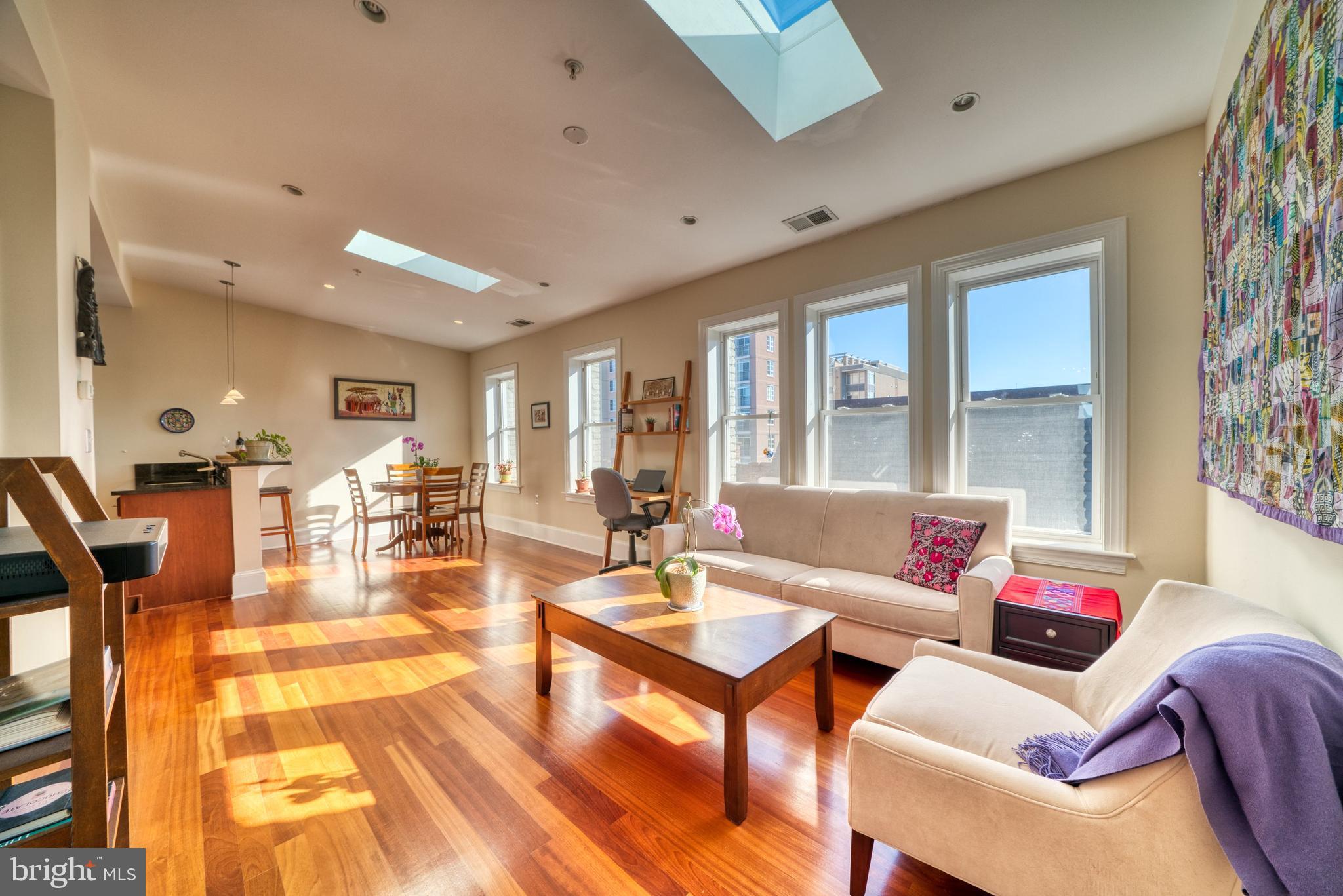 1465 Columbia Road Northwest, Unit 402 Washington, DC 20009 - Photo 1 of 39 Open plan design
