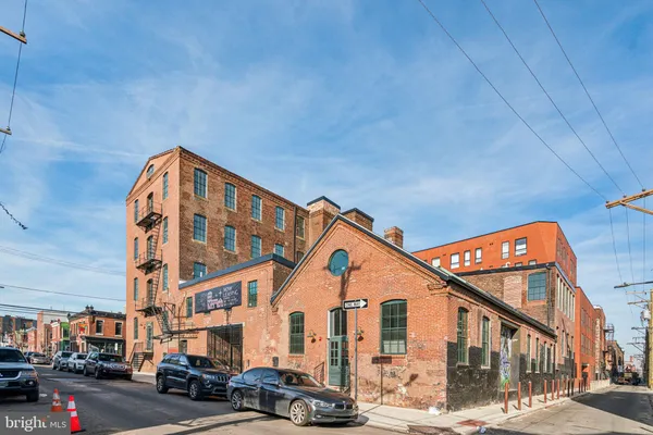 a view of a large building