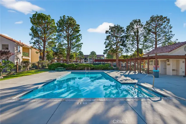 $293,000 | 2554 Olive Drive, Unit 165, Palmdale, CA 93550