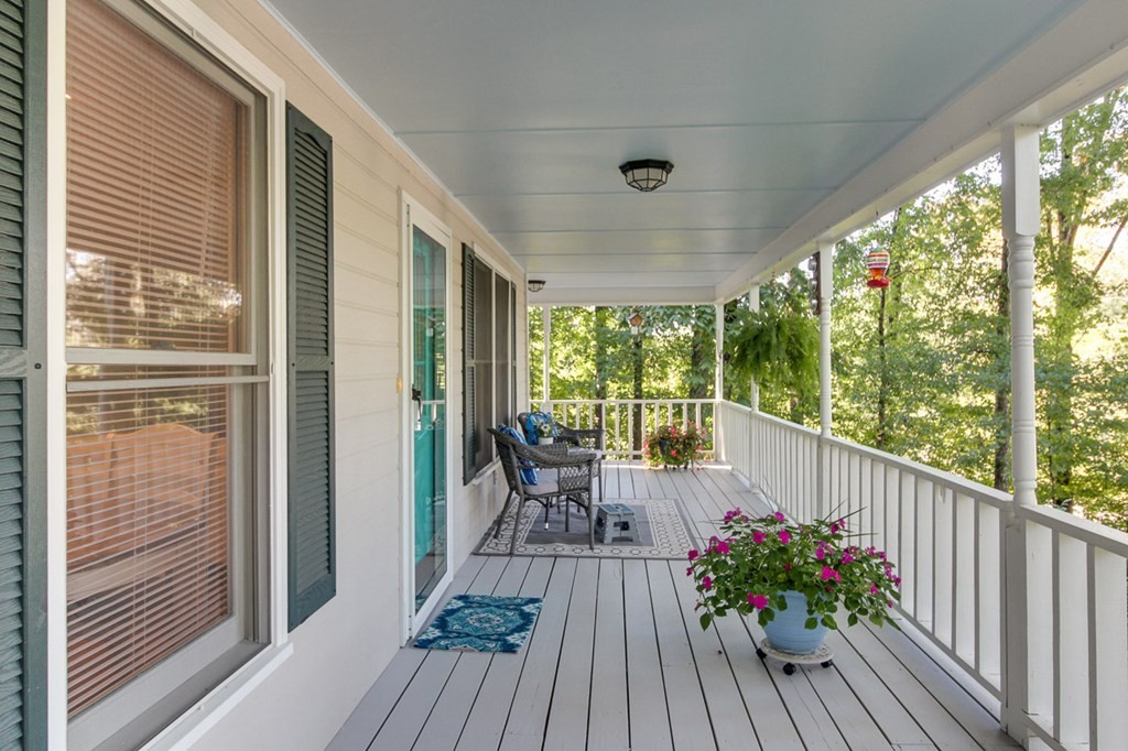 144 Jenkins Road Northeast Cleveland, TN 37312 - Photo 2 of 28 Gallery Image 2