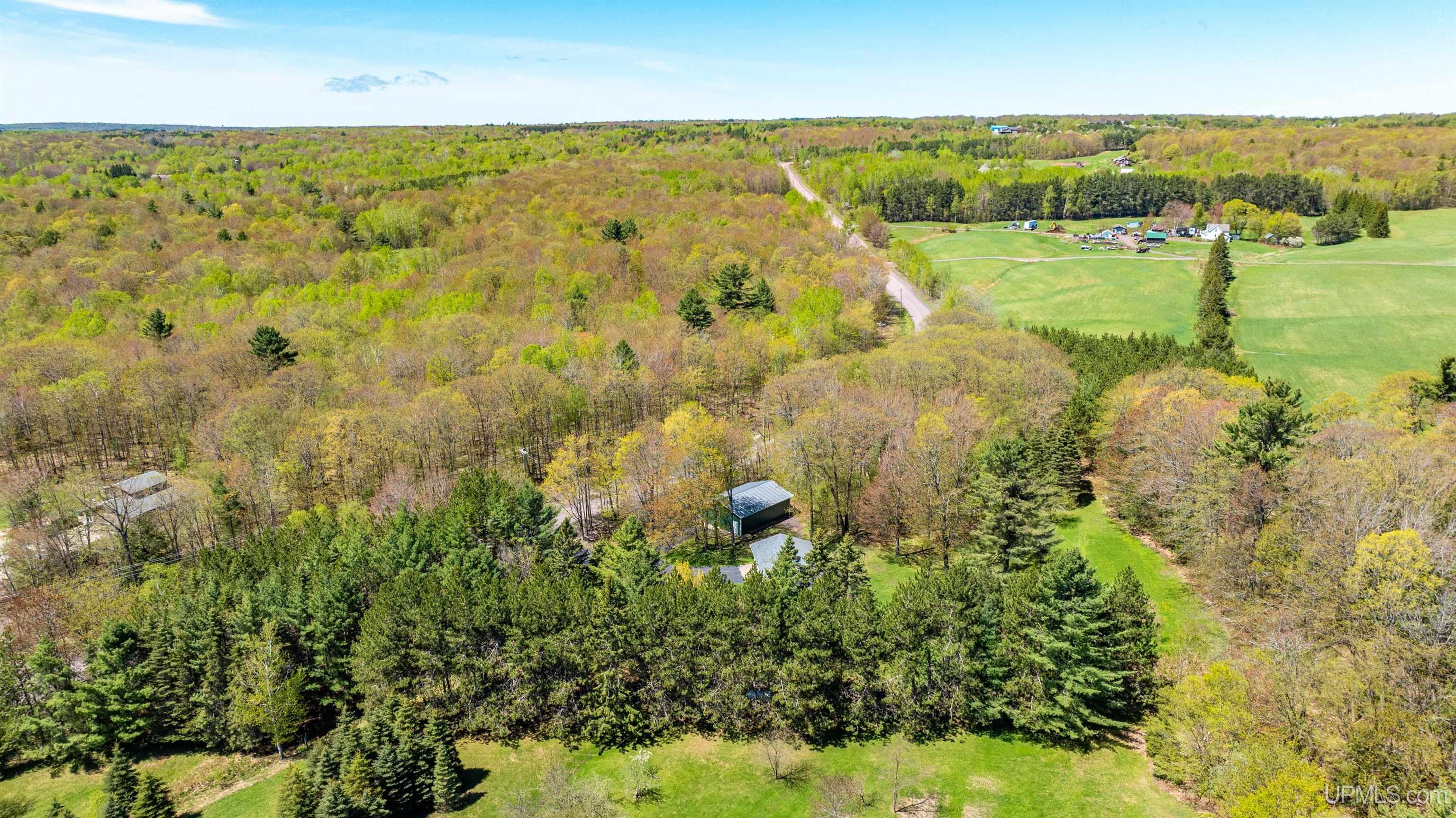 26514 Hendrickson Road Calumet, MI 49913 - Photo 63 of 69 Gallery Image 63