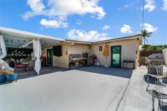 $825,000 | 8065 West 14th Court, Hialeah, FL 33014