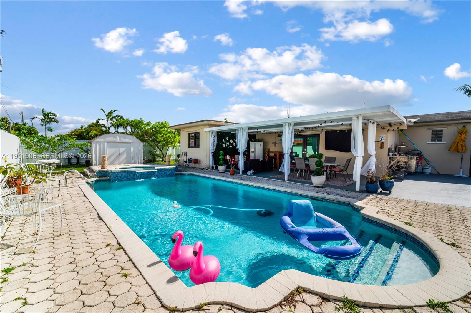 8065 West 14th Court Hialeah, FL 33014 - Photo 8 of 44