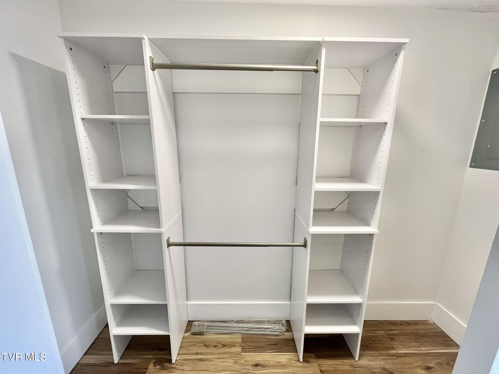 635 Alabama Street, Unit 2 Bristol, TN 37620 - Photo 12 of 19 IMG_8125