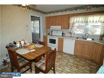 110 Kerrick Road Shillington, PA 19607 - Photo 4 of 12 Kitchen