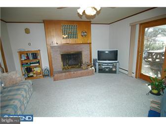 110 Kerrick Road Shillington, PA 19607 - Photo 6 of 12 Family Room