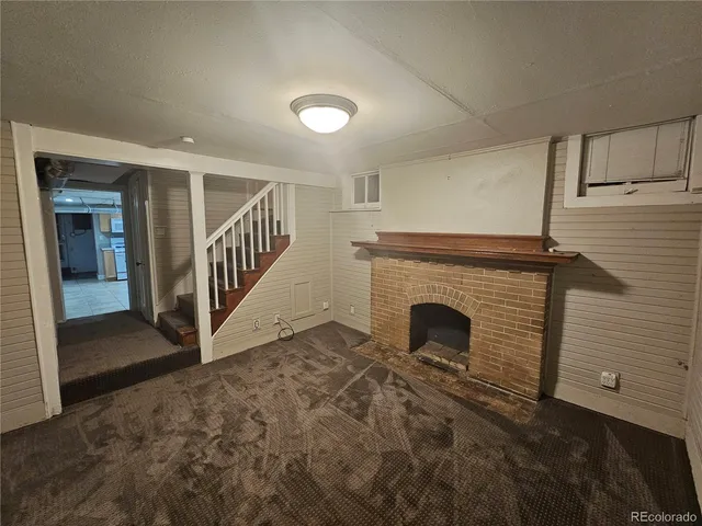$950 | 803 North Marion Street, Denver, CO 80218