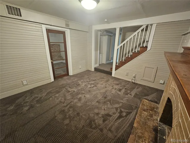 $950 | 803 North Marion Street, Denver, CO 80218