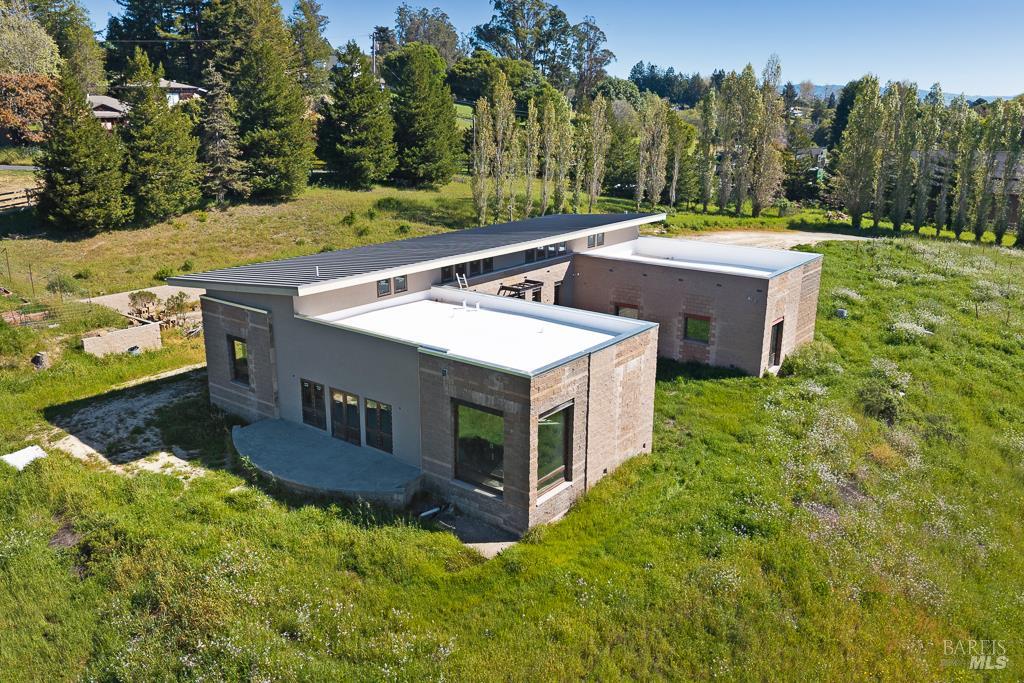3006 Bloomfield Road Sebastopol, CA 95472 - Photo 9 of 48