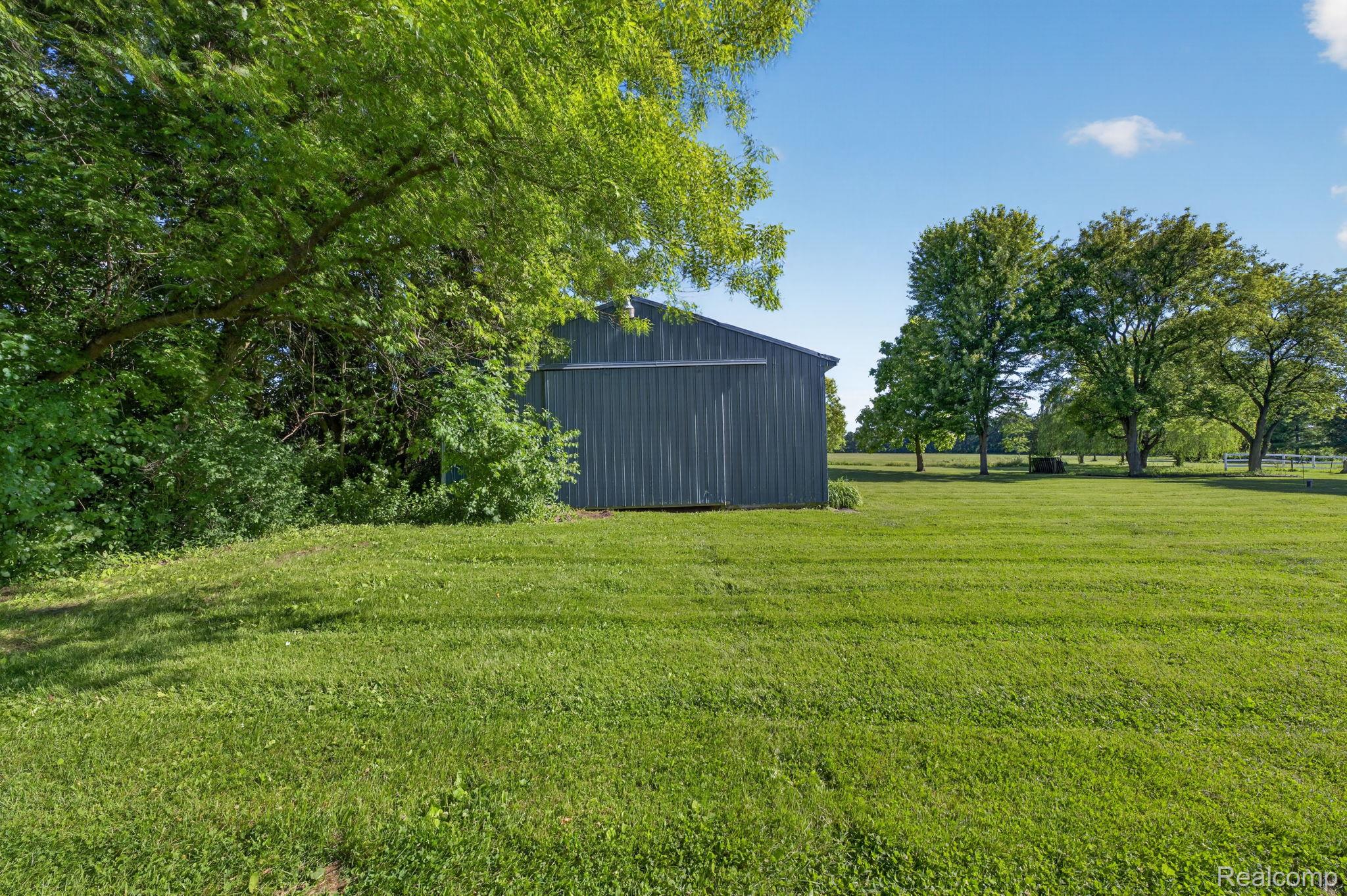 7077 West Frances Road Flushing, MI 48433 - Photo 33 of 50 46-web-or-mls-DSC_5054.jpg