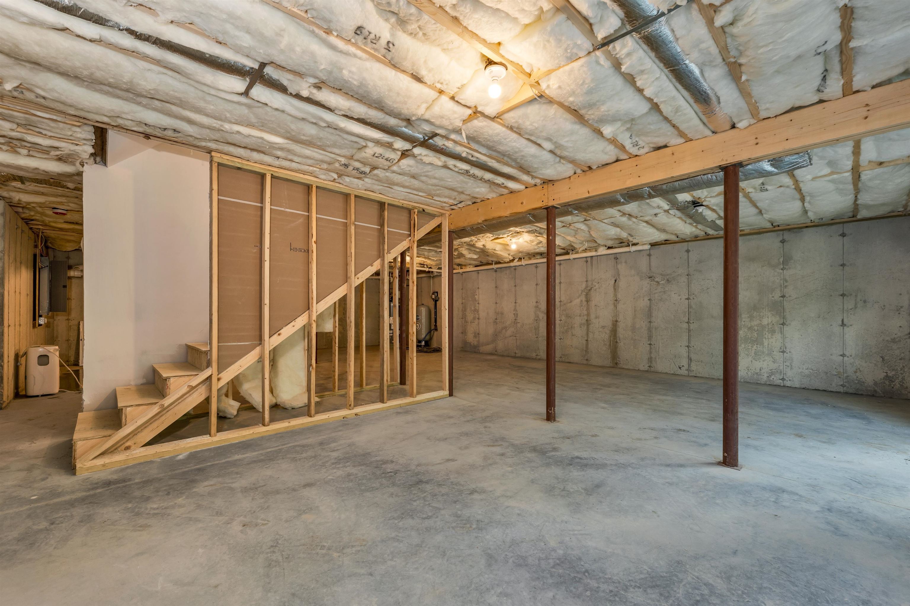 127 Kaime Road Chichester, NH 03258 - Photo 41 of 53