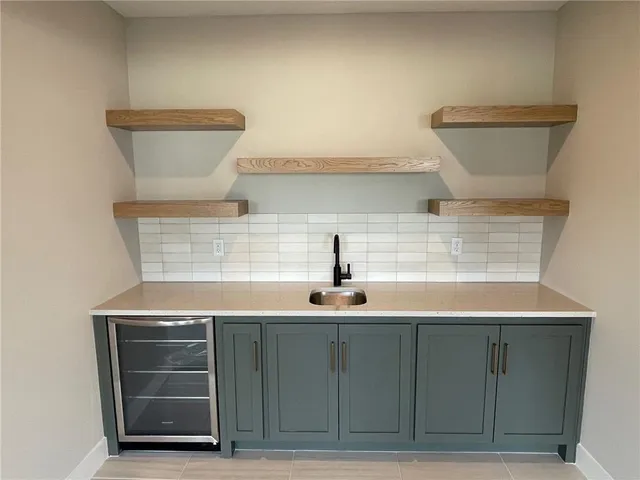 $800,000 | 7115 Richards Drive, Shawnee, KS 66216