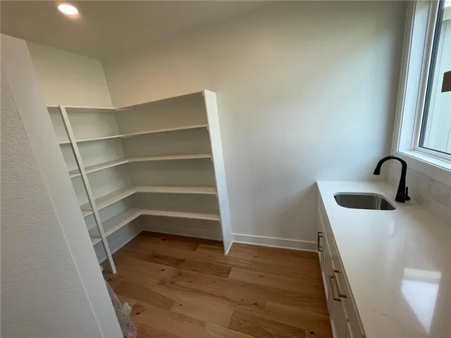 $800,000 | 7115 Richards Drive, Shawnee, KS 66216