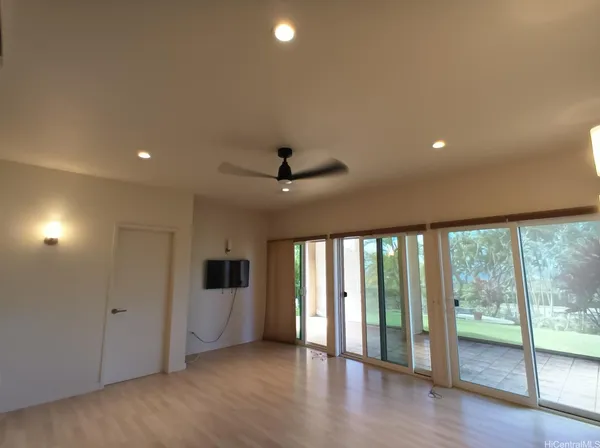 $8,000 | 203 Heleuma Place, Kihei, HI 96753